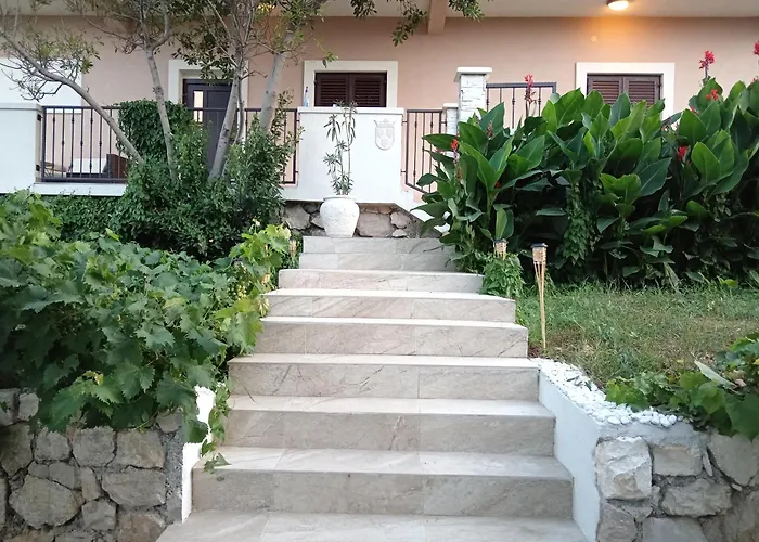 Seaview Holiday Apartments, Ventura Nin