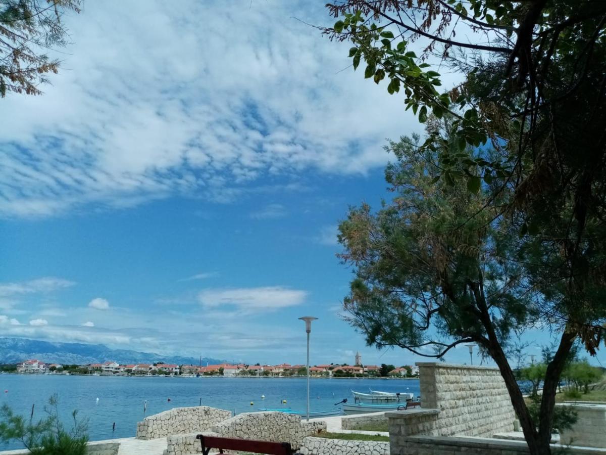 Seaview Apartments, Ventura *