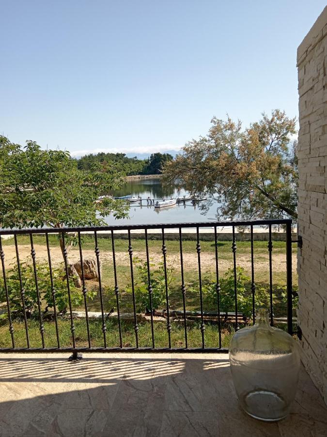 Seaview Apartments, Ventura Apartment Nin