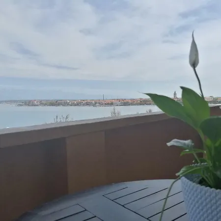Seaview Holiday Apartments, Ventura Nin Exterior photo