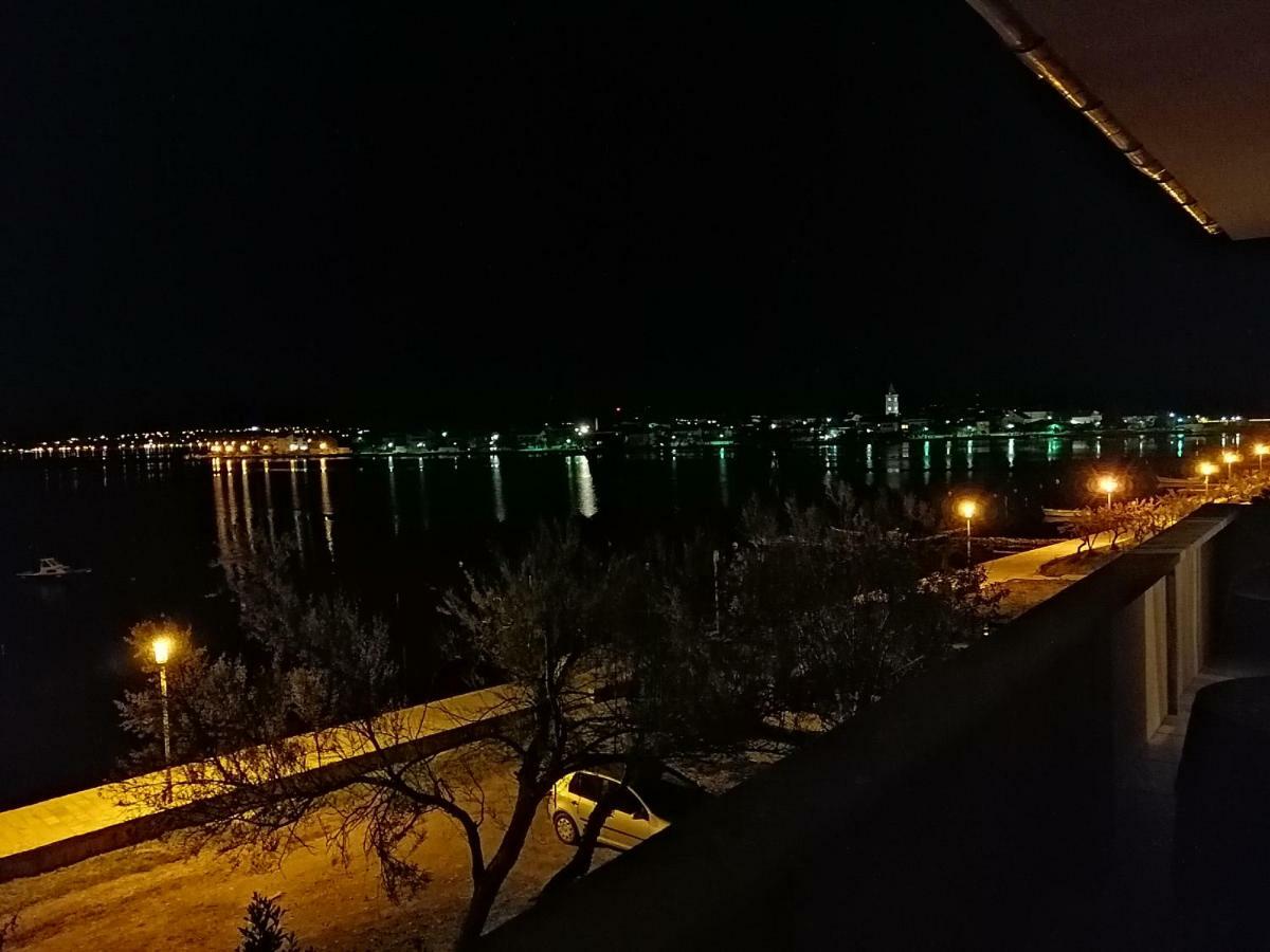 Seaview Apartments, Ventura *